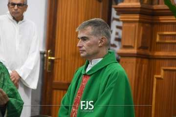 Lomo Magullo le da la bienvenida a su nuevo párroco/Francisco Javier Santana.